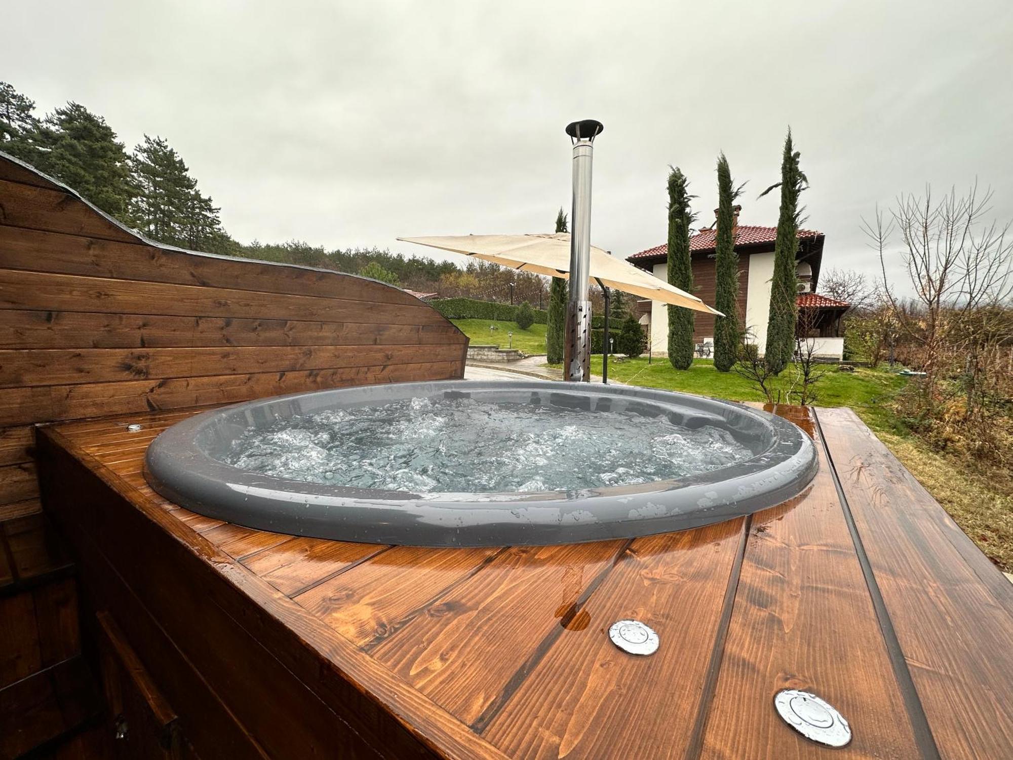 Esterra Vini Guest House Perushtitsa Экстерьер фото
