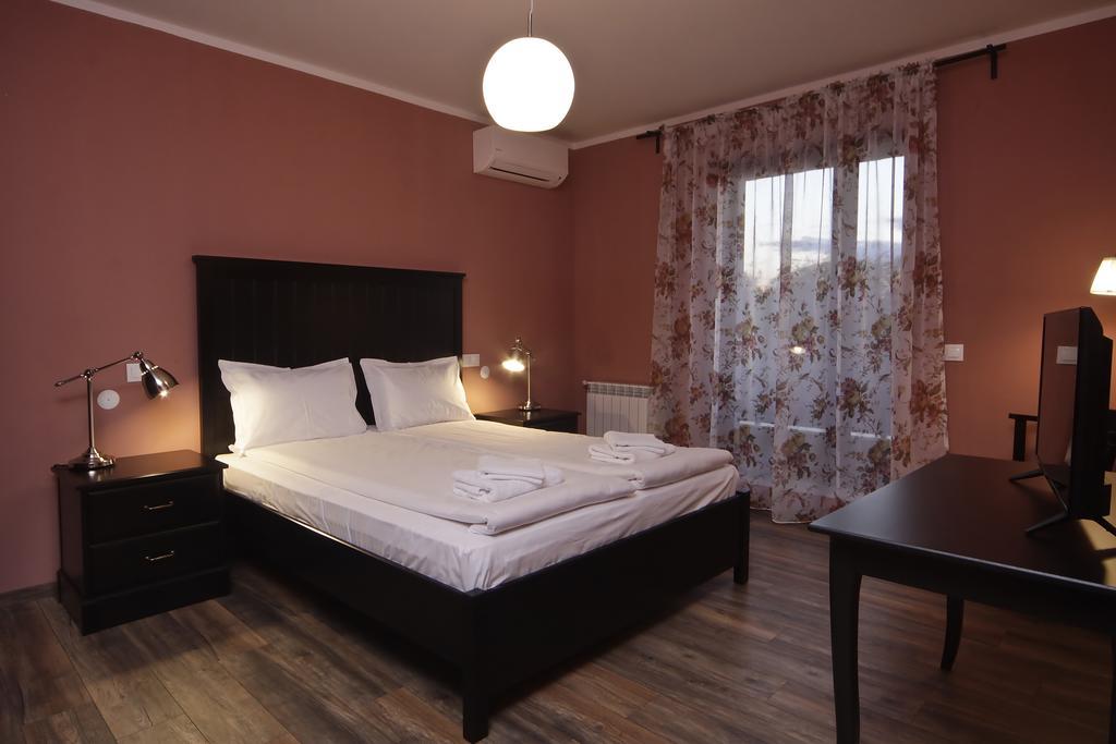 Esterra Vini Guest House Perushtitsa Экстерьер фото